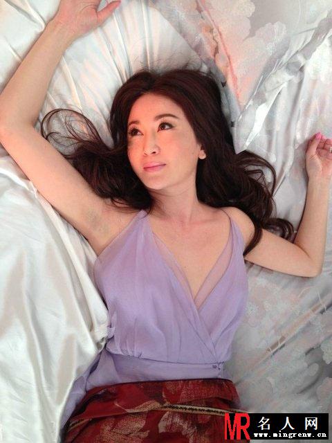 林熙蕾黄立行 盘点令人血脉膨胀的床上写真(1)