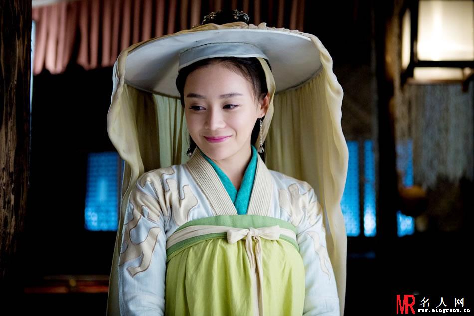 袁姗姗笑傲江湖饰演魔教圣女任盈盈(1)
