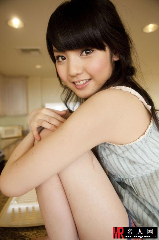 日本女星道重沙由美居家写真 清纯可爱俏皮动人(1)