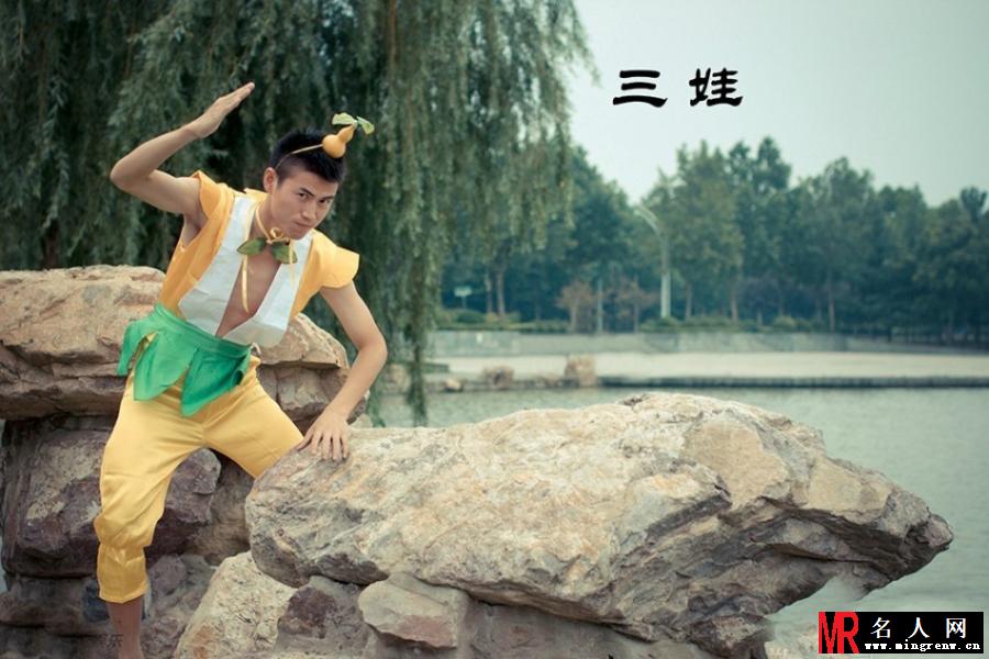 真人版葫芦娃毕业照 网友忍不住咆哮毁童年(1)