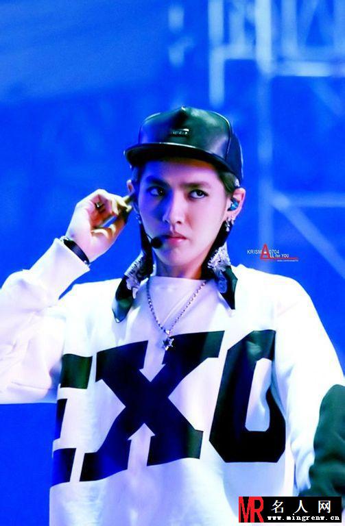吴亦凡2013年SBS舞台演唱帅气时尚潮范十足(1)