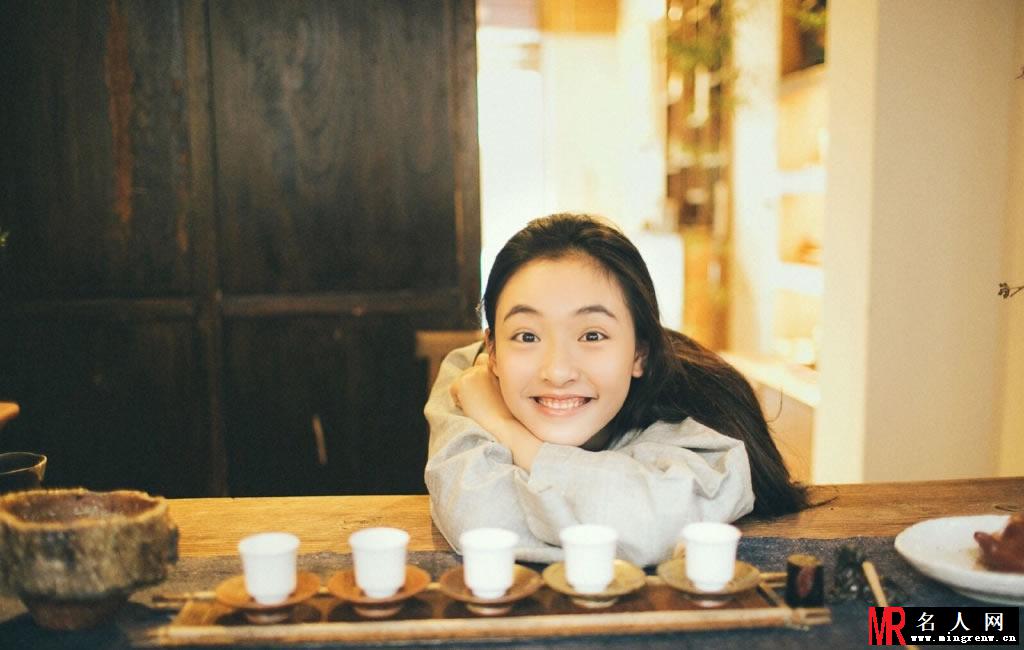 武大校花大pk 黄灿灿吴倩王維琳李莎旻子美照集合(1)