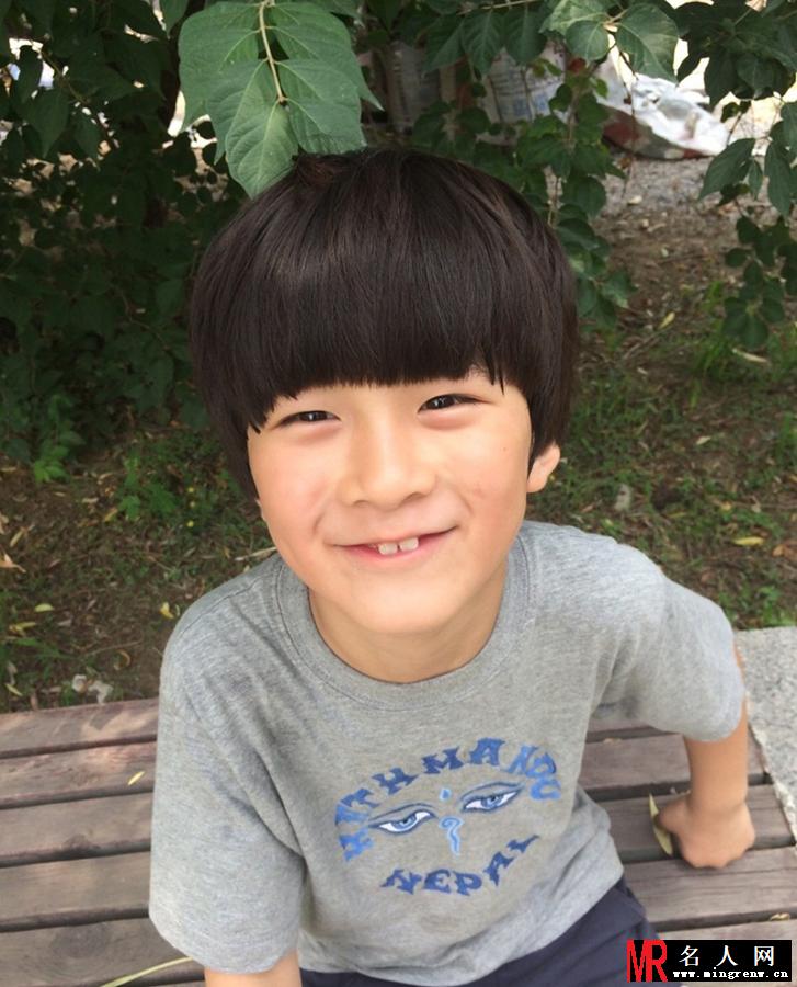 暖男天天可爱九连拍 小男神兔牙引吐槽(1)