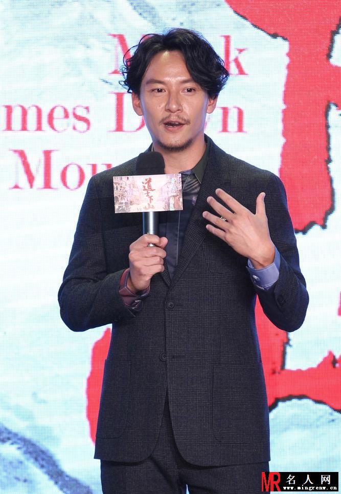 《道士下山》首映礼 王宝强牵手林志玲亮相(1)