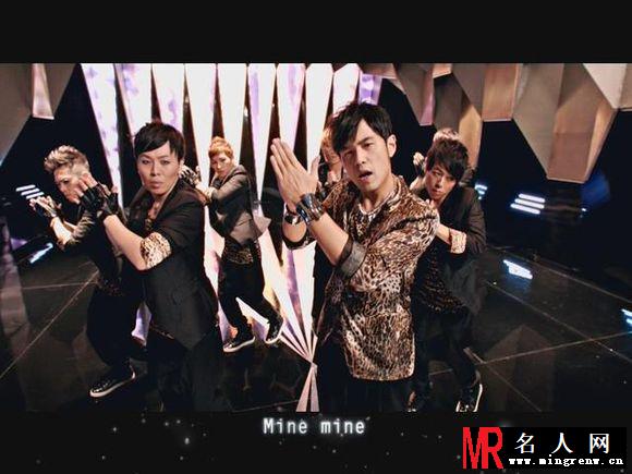 周杰伦《MINE MINE》MV写真 琴上舞(1)