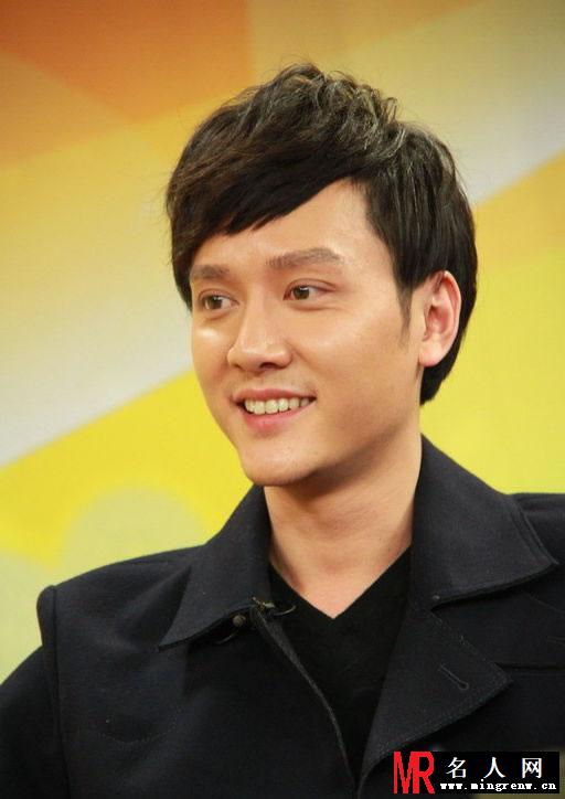 2011年冯绍峰做客腾讯名人坊 幽默谈吐引人喜爱(1)