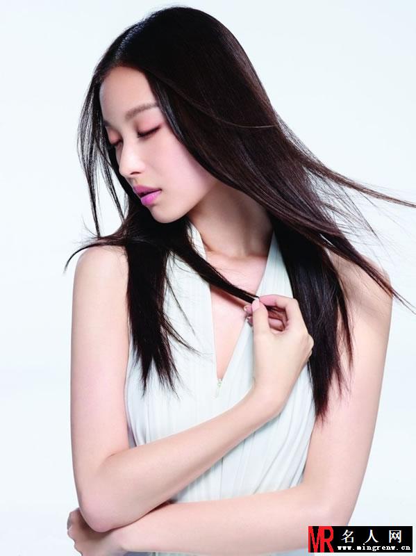 倪妮2013sk2红白玫瑰系列大片 性感优雅绚丽绽放(1)