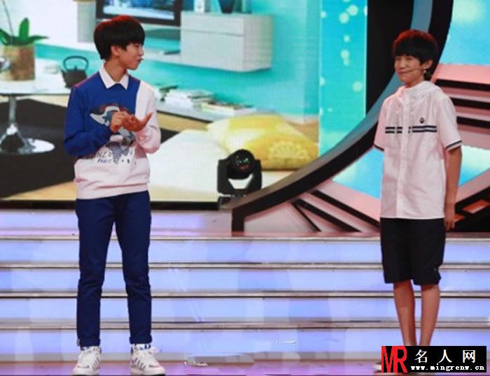 TFBOYS《年代秀》现场照片(1)