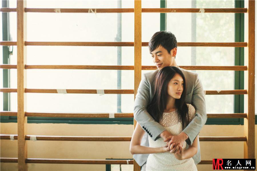 朱亚文沈佳妮婚纱照曝光 柔情甜蜜清新(1)