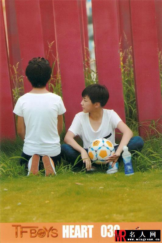 TFBOYS《Heart》生写集第二弹(1)
