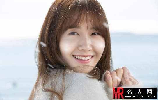 少女时代林允儿清纯写真 回眸一笑百媚生(1)