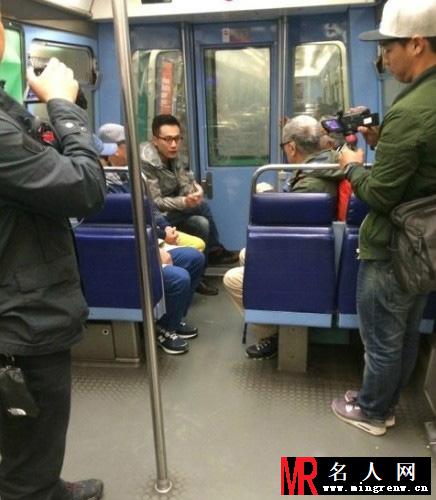 中国版花样爷爷花絮照 刘烨化身唐僧唠不停(1)