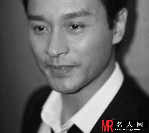 大S杨幂 那些无PS就悲剧的明星大盘点(1)