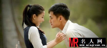 萌女神田晓霞 《平凡的世界》李小萌搞怪剧照(1)