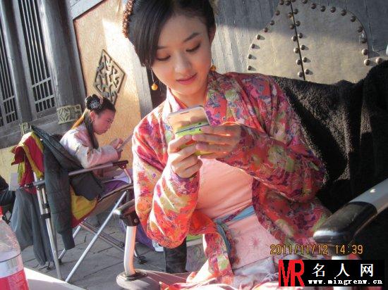 杨幂唐嫣 图揭女神那些惨不忍睹的过去(1)