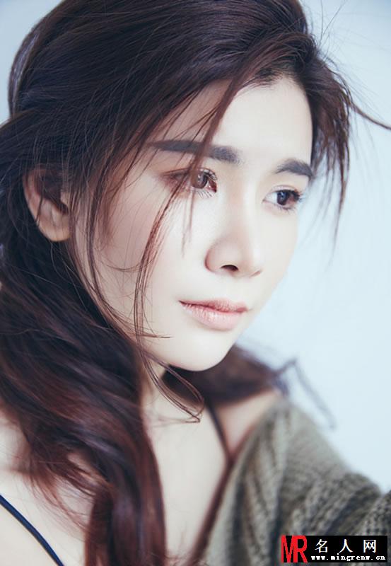 王迪最新写真曝光 泪眼朦胧粉丝心动(1)