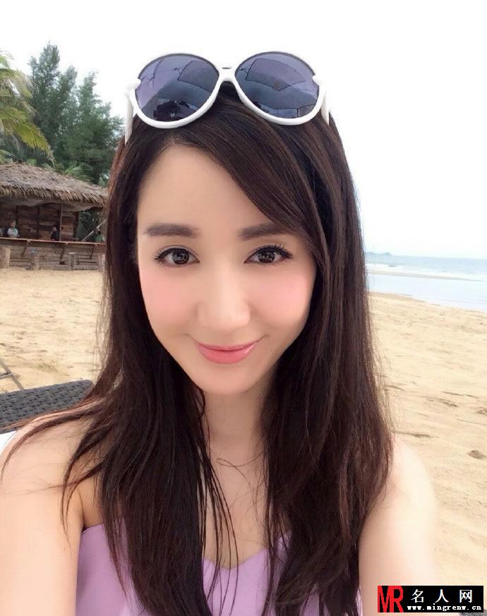 娄艺潇疑似整容 整容前后照片大对比(1)