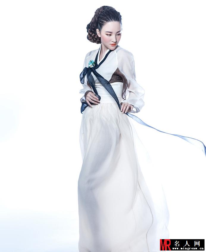 新星刘晓晓韩服写真 彰显古典气质(1)