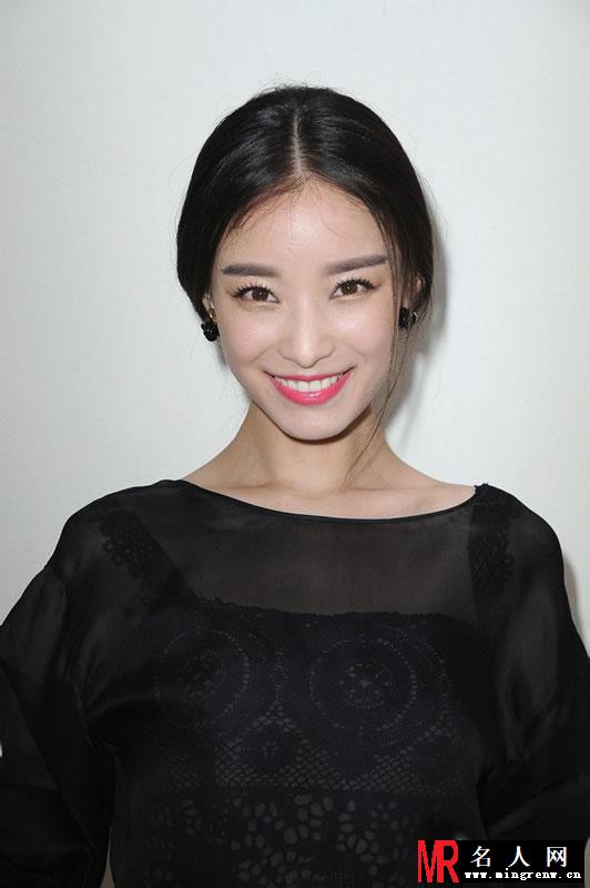 倪妮受邀参加Dior2014高级定制春夏时装发布秀(1)