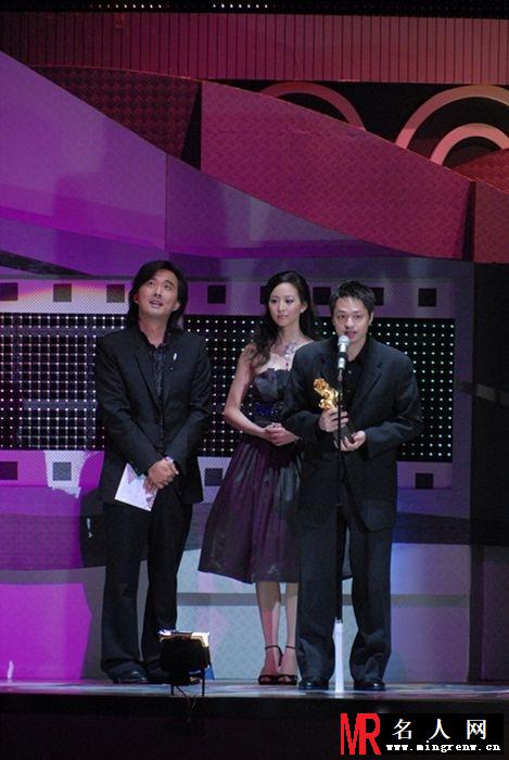 2006年11月金马奖颁奖礼 张钧甯靓丽紫裙成焦点(1)