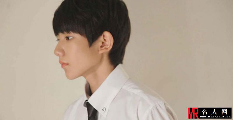 TFBOYS代言某广告现场 气氛融洽工作认真(1)