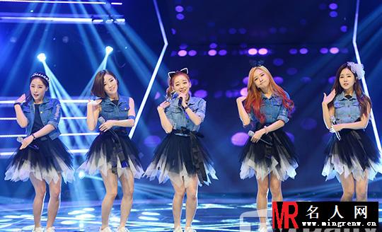 韩女团《Show Champion》斗舞争霸 性感可爱齐上阵(1)
