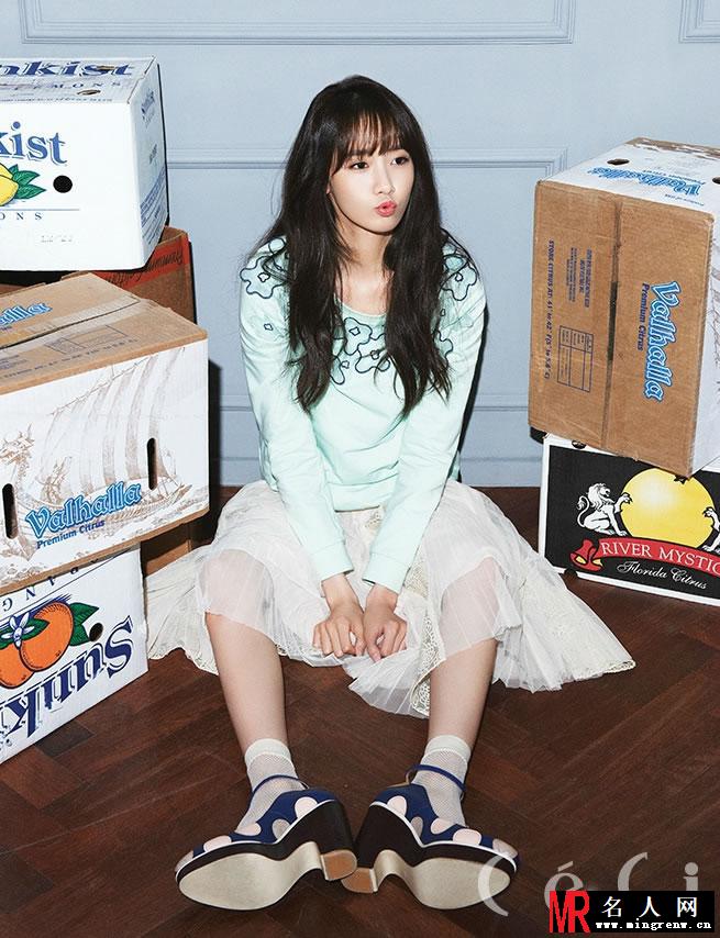 少女时代林允儿最新写真 时尚潮搭率领韩流(1)