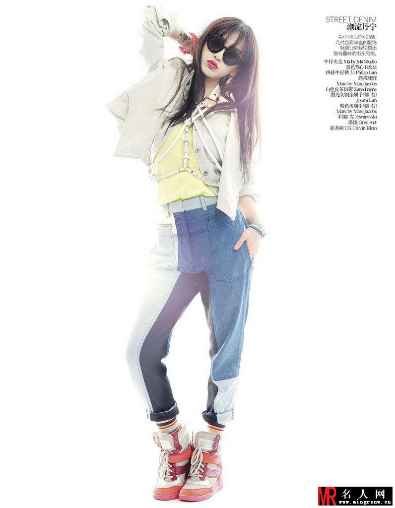 Angelababy迷人红唇登Vogue封面(1)