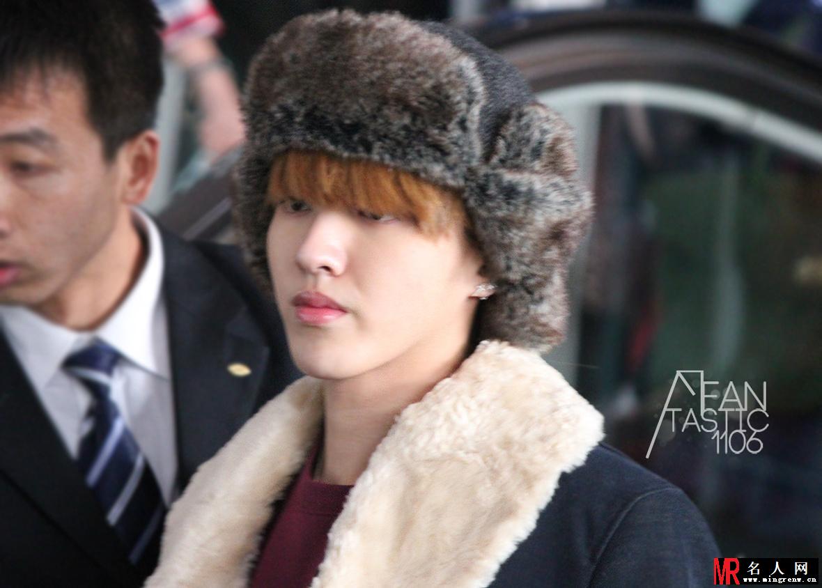 2013年1月EXO韩国金浦飞往北京机场写真吴亦凡图片(1)