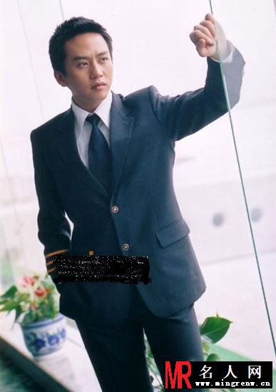 邓超早期光头写真 型男百变(1)