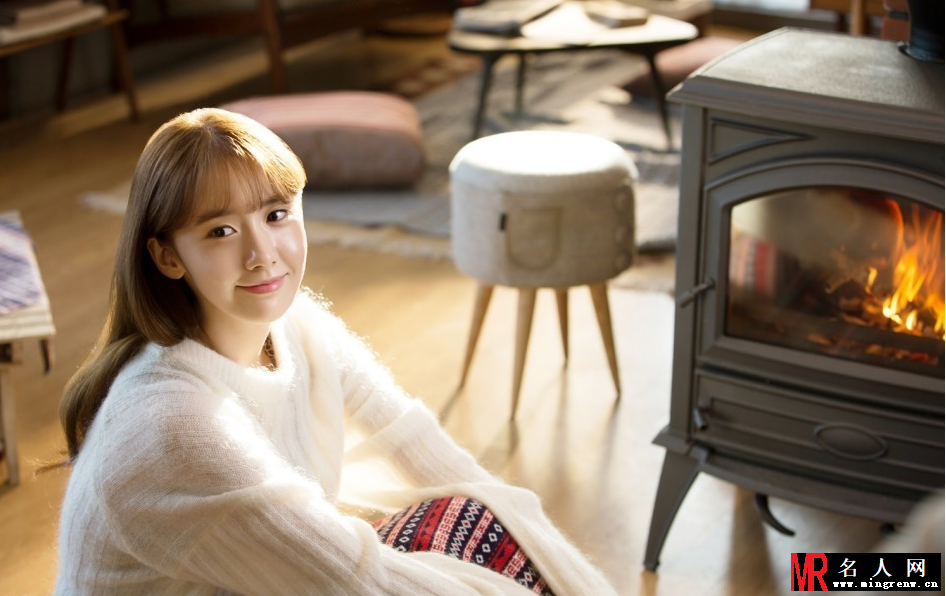 少女时代林允儿清纯写真 回眸一笑百媚生(1)
