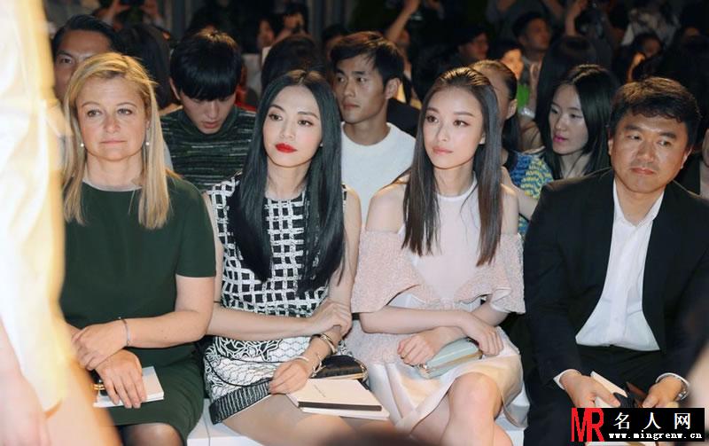 倪妮2014活动大图集第九弹 透明长裙美腿一览无遗(1)