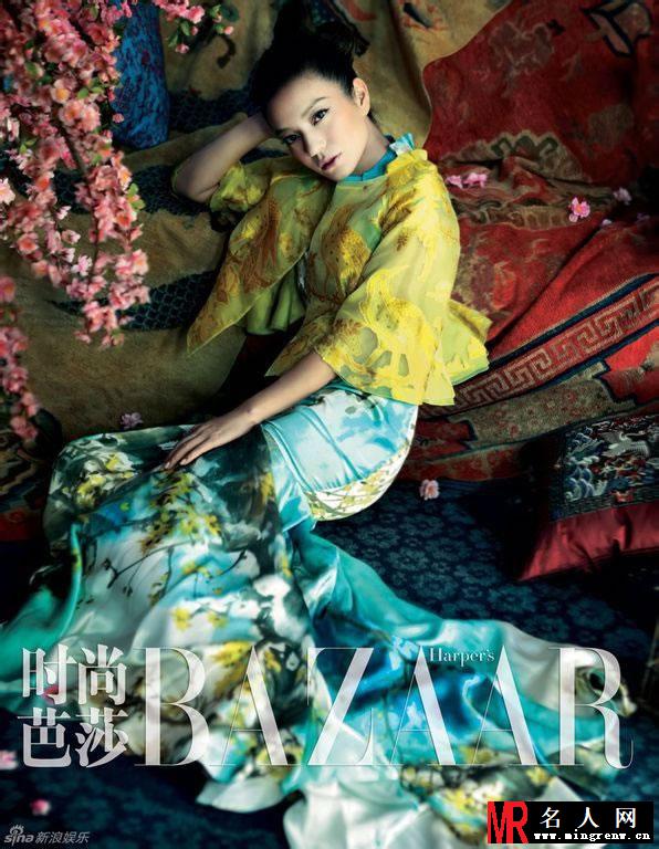 赵薇美艳登杂志封面 尽显女人味(1)