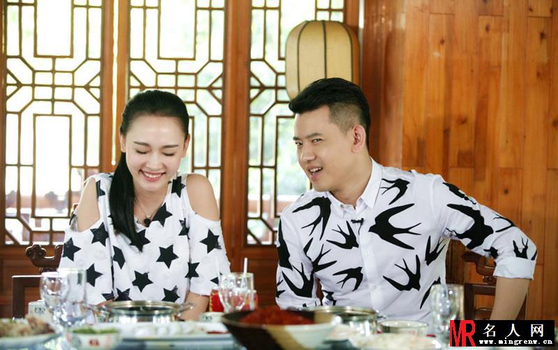 《明星美食地图》孙骁骁李响“情侣装” 带你游重庆美食(1)