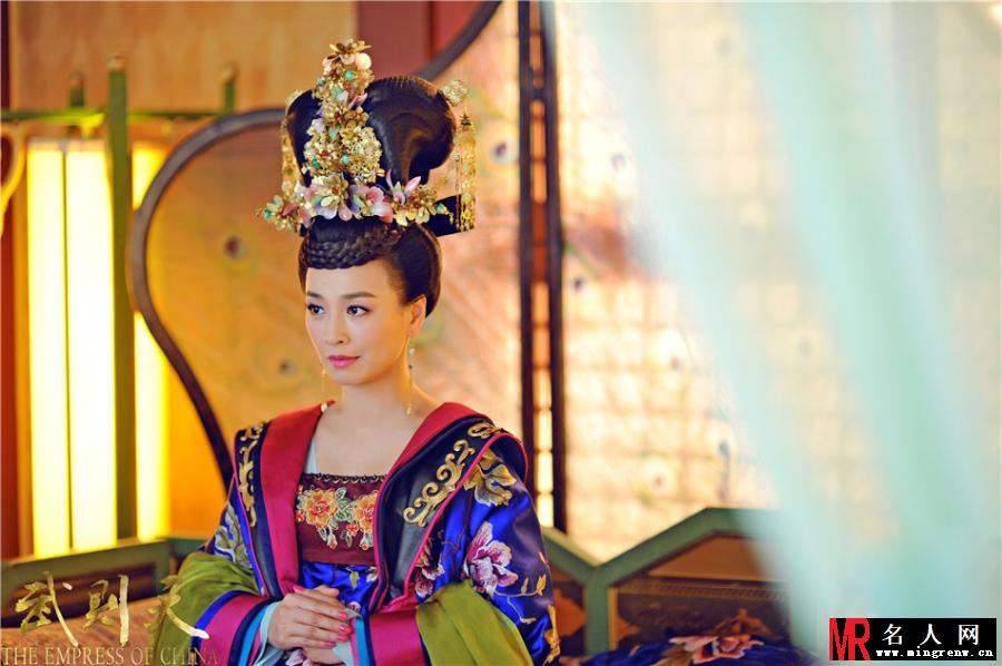 武则天曝张庭定妆照 古装造型雍容华贵(1)