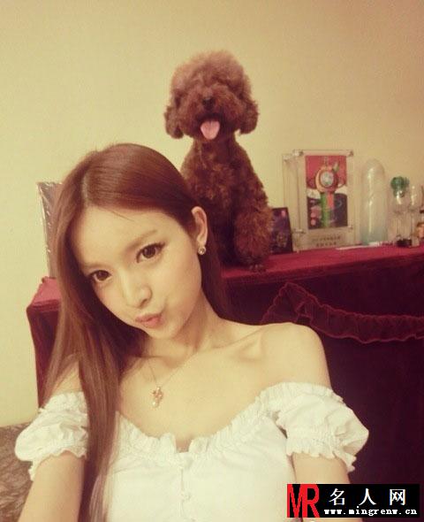 郭富城新欢叶熙祺私照 貌似Angelababy(1)