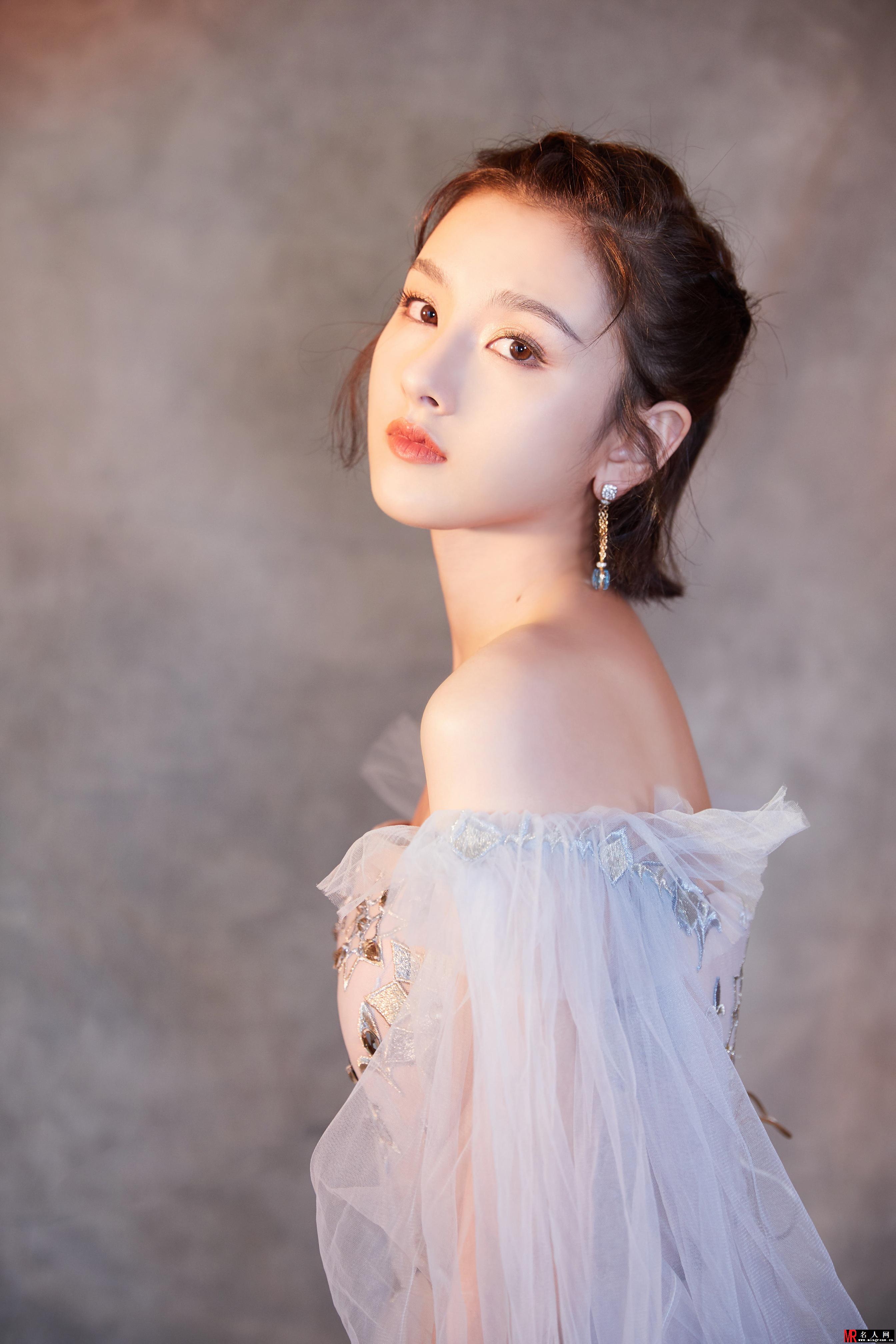 宋祖儿获古装剧最佳女演员 感谢观众喜欢羽然(1)