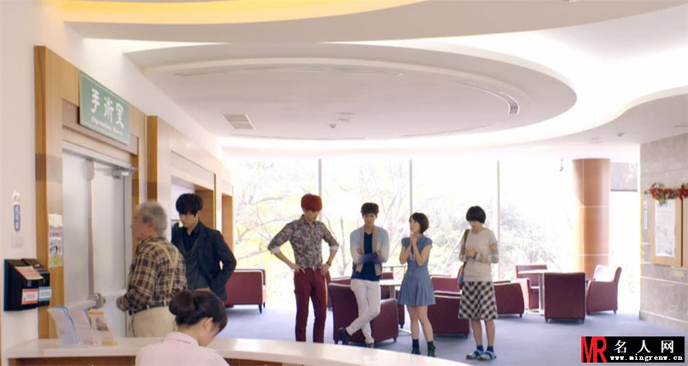 《明若晓溪》曹曦月 坏女生莎莎学姐幕后杀青图(1)
