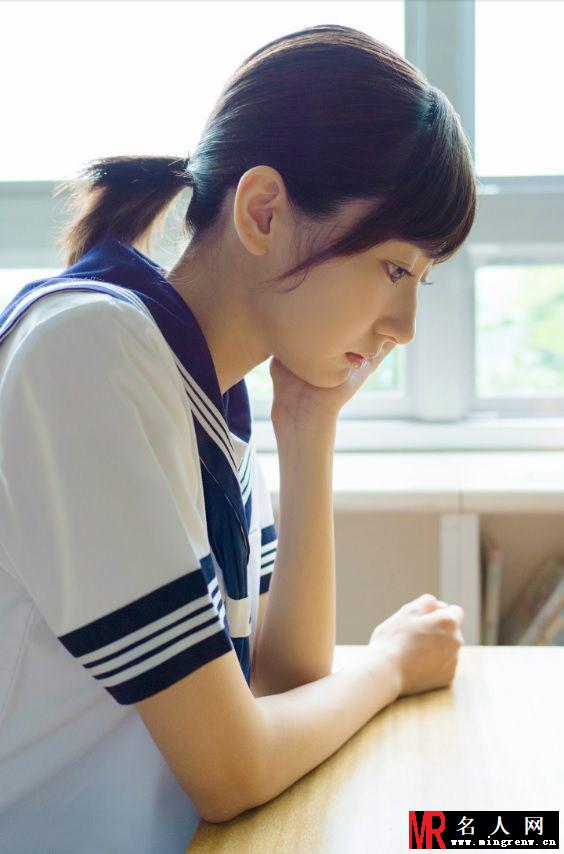 日本女星武田玲奈水手服写真清纯可爱(1)