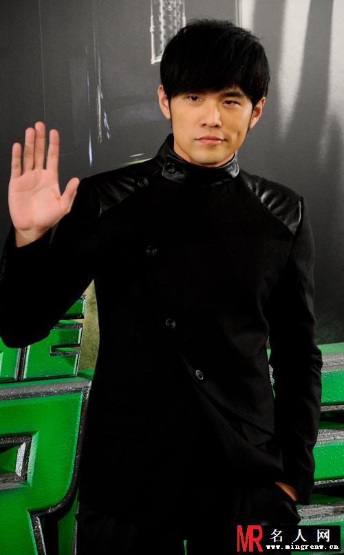 周杰伦亮相《青蜂侠》西班牙马德里首映(1)