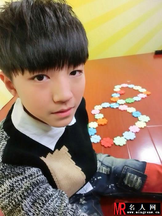 TFBOYS王俊凯2014年上半年可爱生活照集(1)