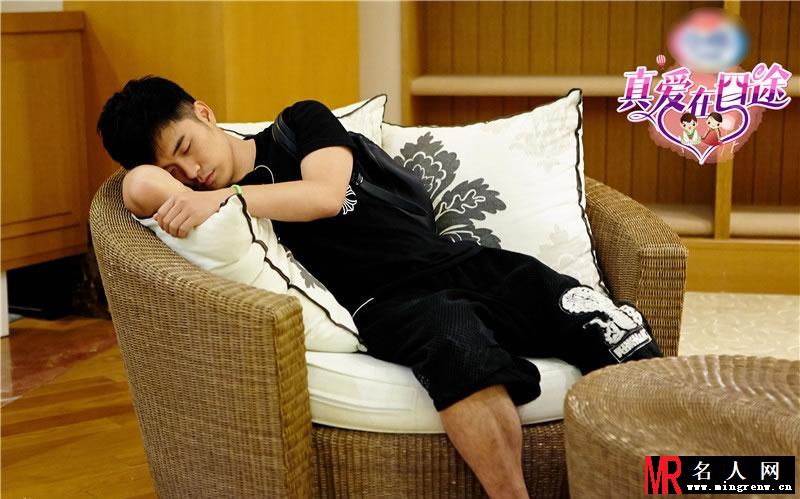 爱在囧途见证明星夫妻 陈赫热吻爱妻(1)
