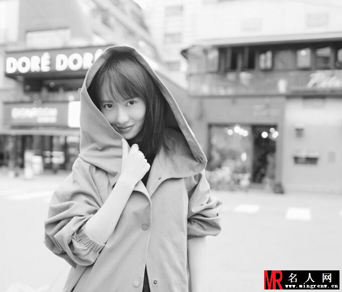 刘萌萌甜美生活照曝光（多图）(1)