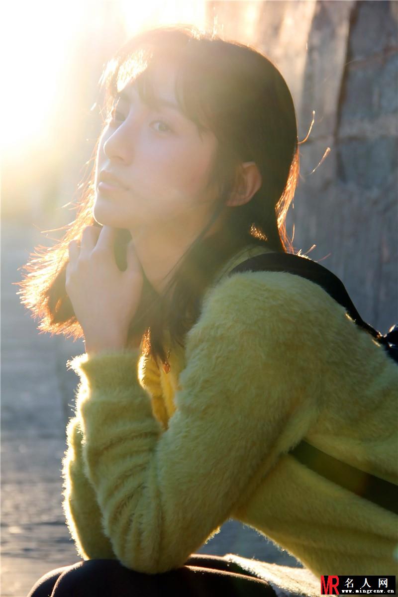 卢茜高清写真(1)