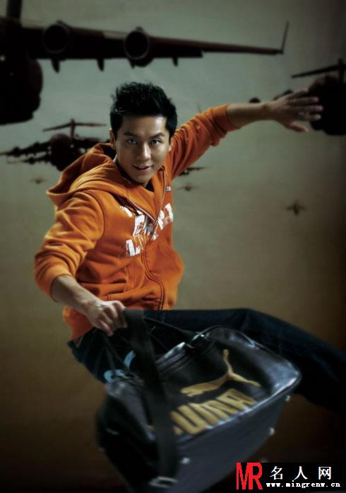 2009年11月《风尚志》李晨运动写真 展运动天赋(1)