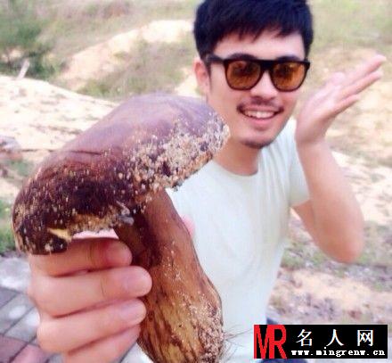 陈赫跑男卖萌照 2014生活照搞怪无底线(1)