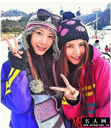 周杰伦新娘昆凌被曝整容前照片遭网友吐槽：惨不忍睹(1)