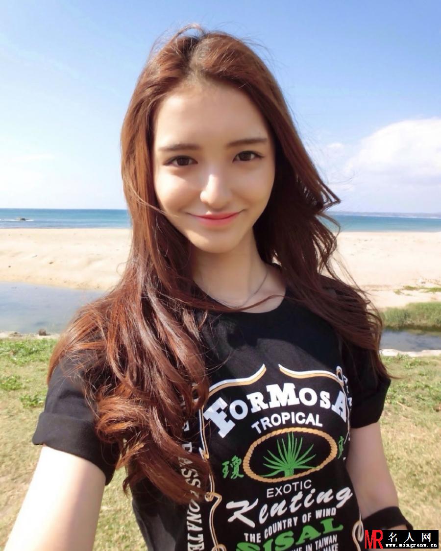 最新武大女神王维琳海量私照曝光 赶超樱花女神(1)