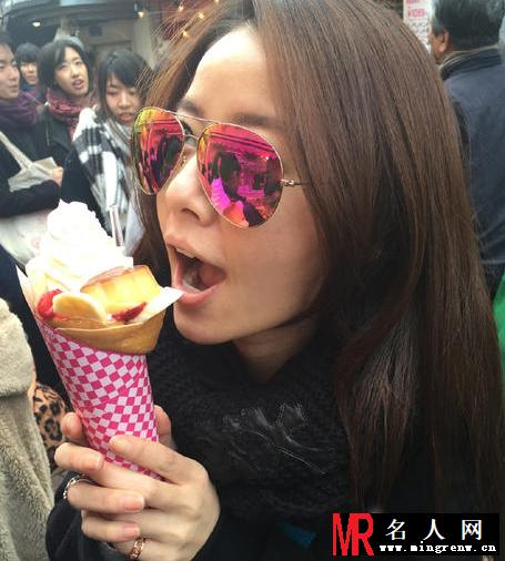 林心如美艳生活照曝光 童心未泯欢乐无限(1)