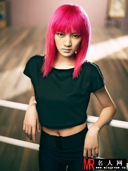韩国女子组合Miss A孟佳性感露脐写真(1)